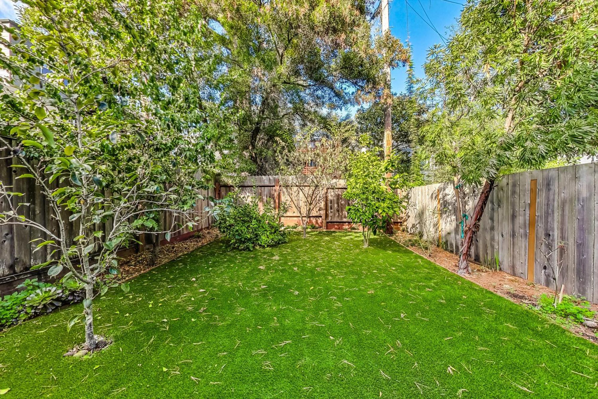 In The Heart Of Haight Ashbury 5 Bedroom House